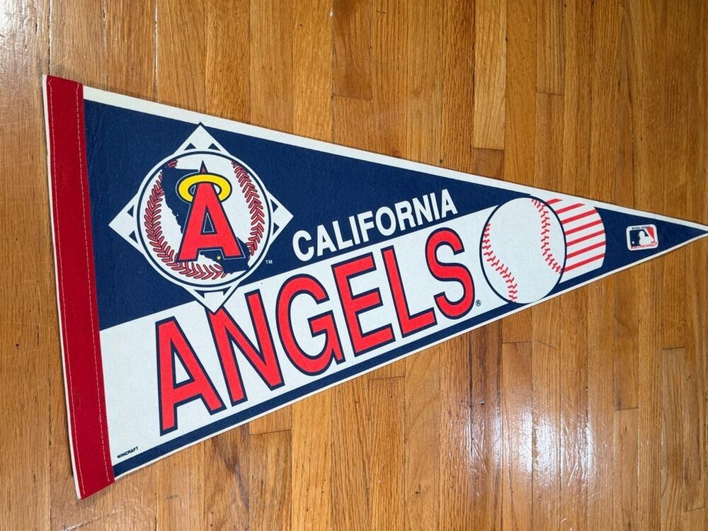 Vintage 1993-96 California Angels WinCraft MLB Felt Pennant 30 Inch